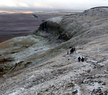 Descending from Pen-y-ghent